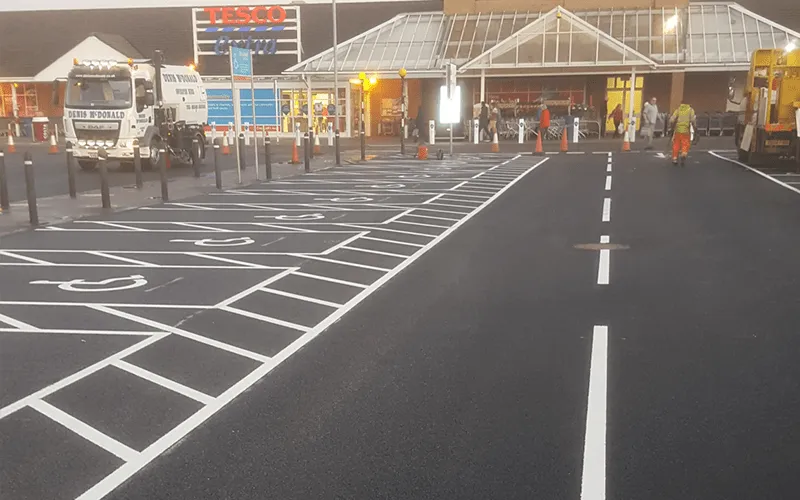Parking bay markings